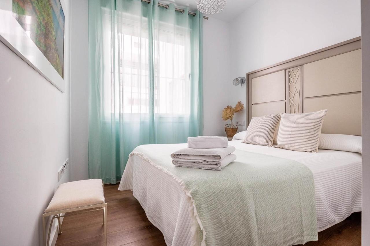 Apartamentos Poemas & Rimas De Becquer Seville Luaran gambar