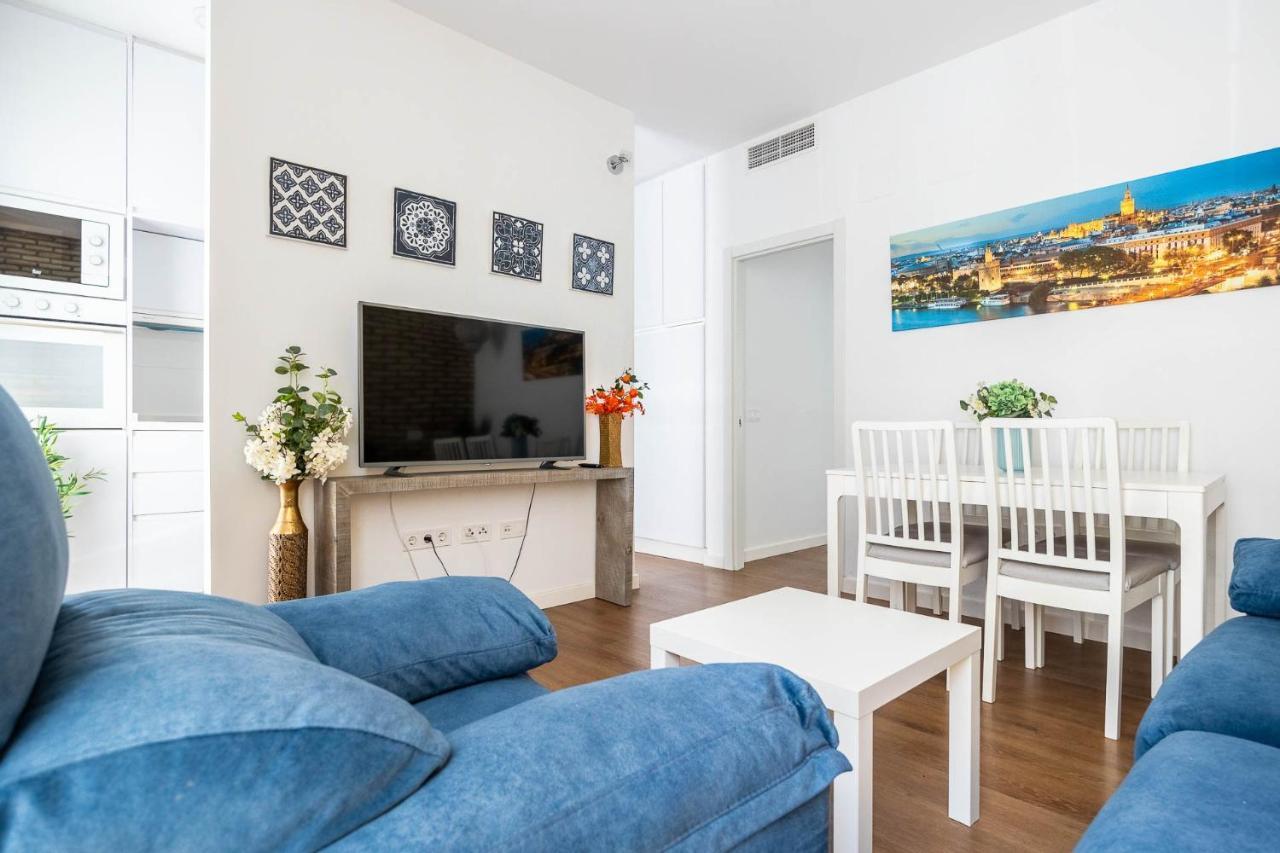 Apartamentos Poemas & Rimas De Becquer Seville Luaran gambar